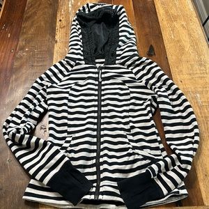 LULULEMON zip up jacket